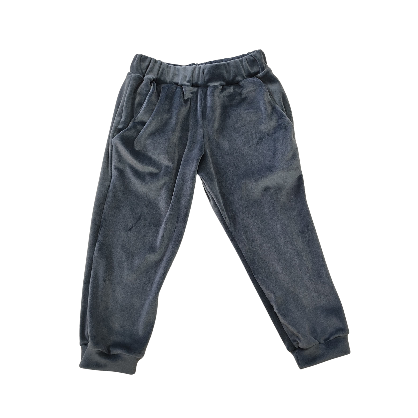 Conjunto Gris Chumbo y Blanco – Calça + Blusita con Capucha y Bordado de Pajarito