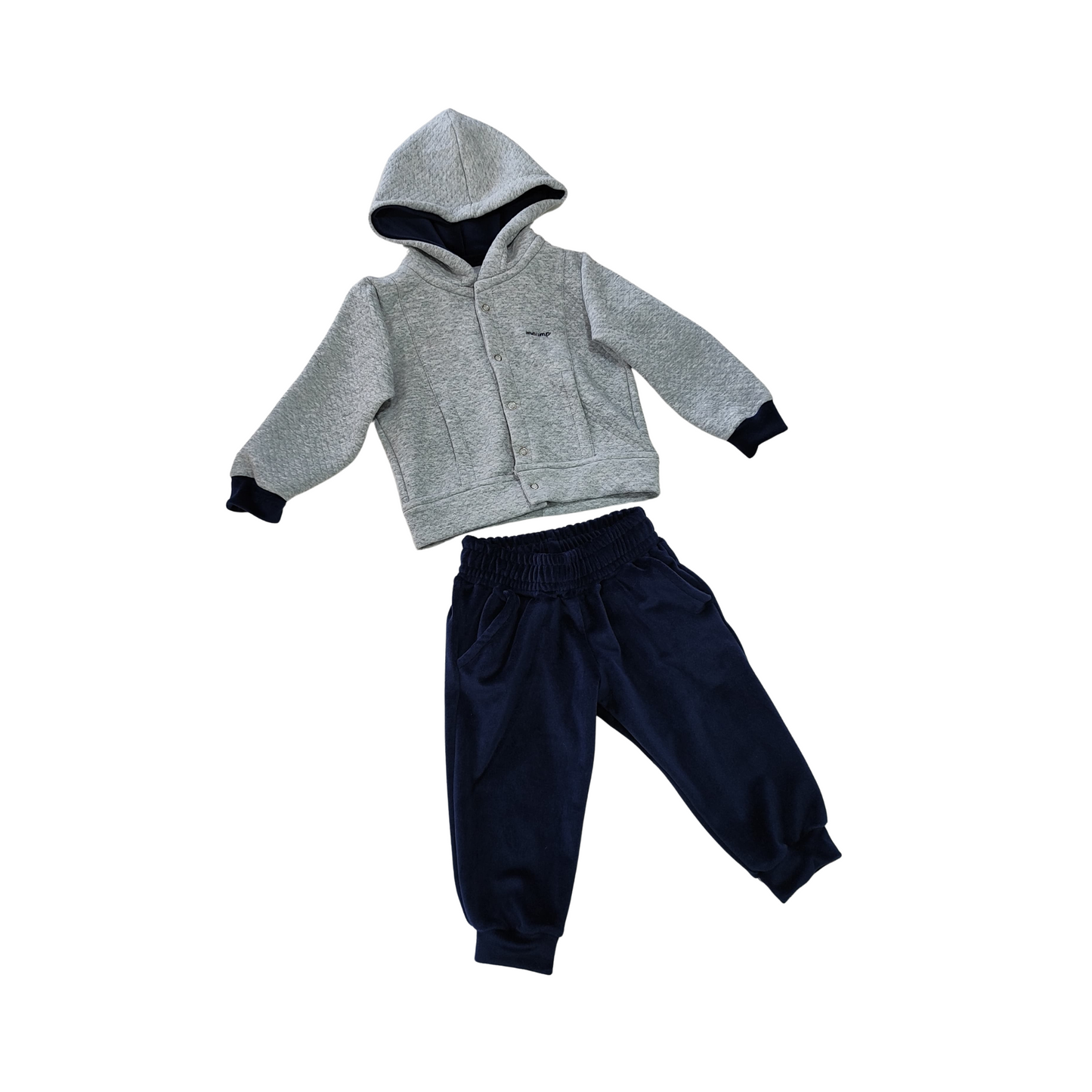 Conjunto Azul Marino – Calça Plush + Chaqueta Matelada con Capucha y Bordado