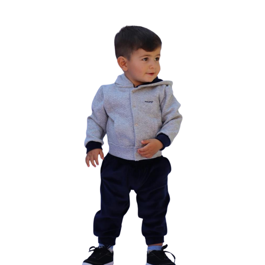 Conjunto Azul Marino – Calça Plush + Chaqueta Matelada con Capucha y Bordado