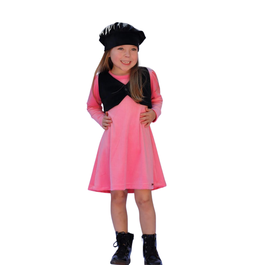 🎀🖤 Conjunto Elegante de Vestido Rosa con Chaleco y Boinita – Suavidad y Estilo para tu Princesita