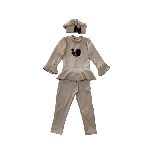 Conjunto Beige 3 Piezas – Blusa con Bordado + Pantalon + Boina con Lazo de Plush